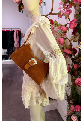 BOLSO ANTE COGNAC DETALLE TURQUESAS